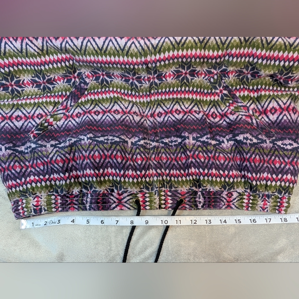 Colorful Patterned Pullover Jacket - Picture 11 of 13